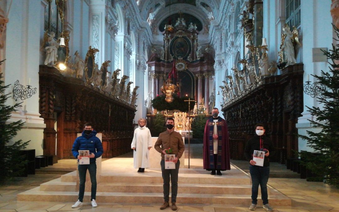 Adventliche Feier der Minis in der Basilika