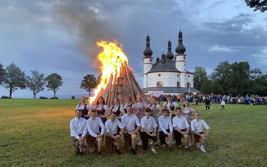 Johannistag am 24. Juni – Johannisfeuer der Landjugend Münchenreuth